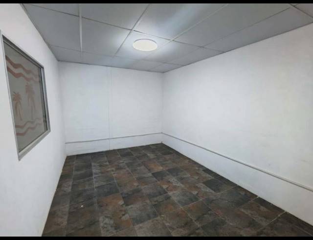 321M² WAREHOUSE TO LET IN SPRINGFIELD